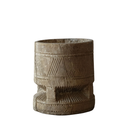 Okhli - Old Pot Sculpted in Wood N ° 11