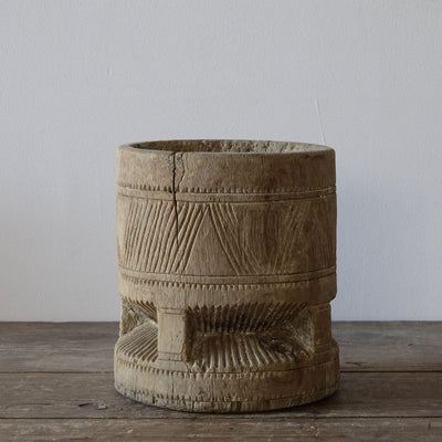 Okhli - Pot ancien sculpté en bois n°11