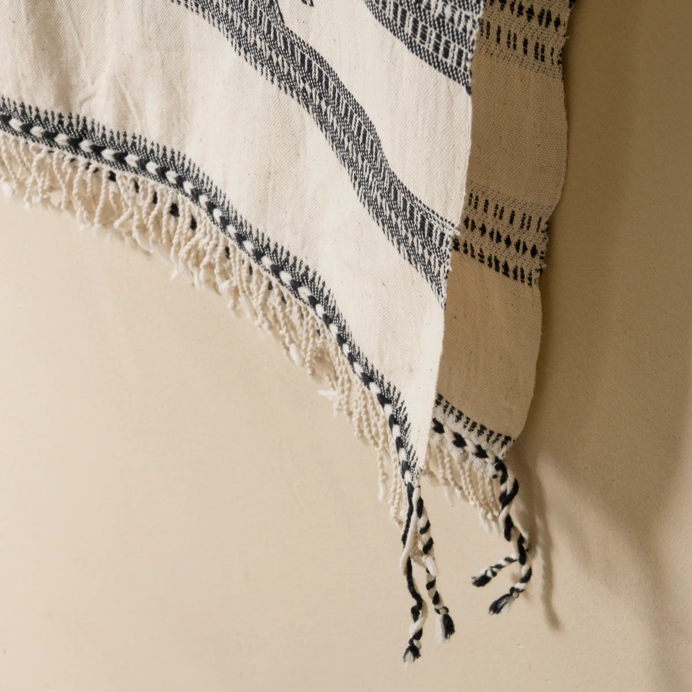 Kukma - Plaid en coton organique tissé à la main
