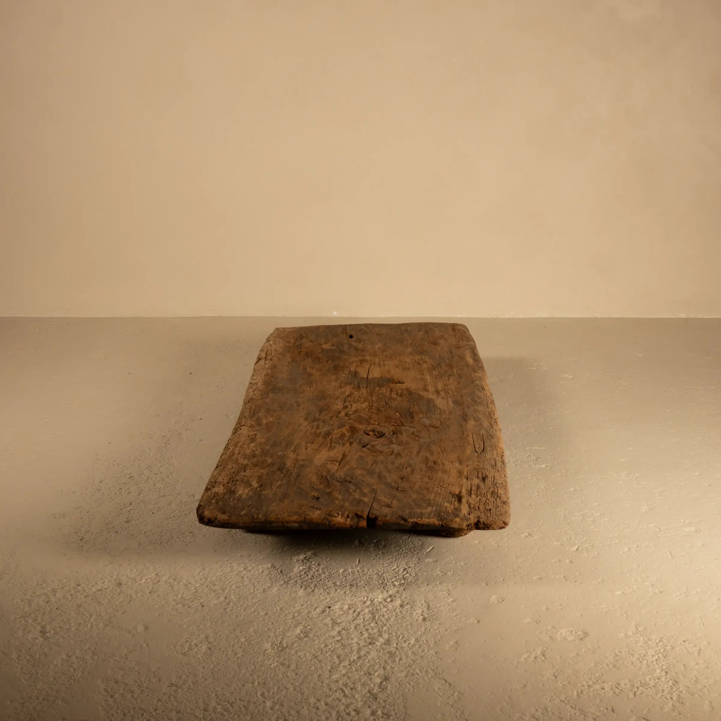 Angami - Authentique table Naga ancienne n°2