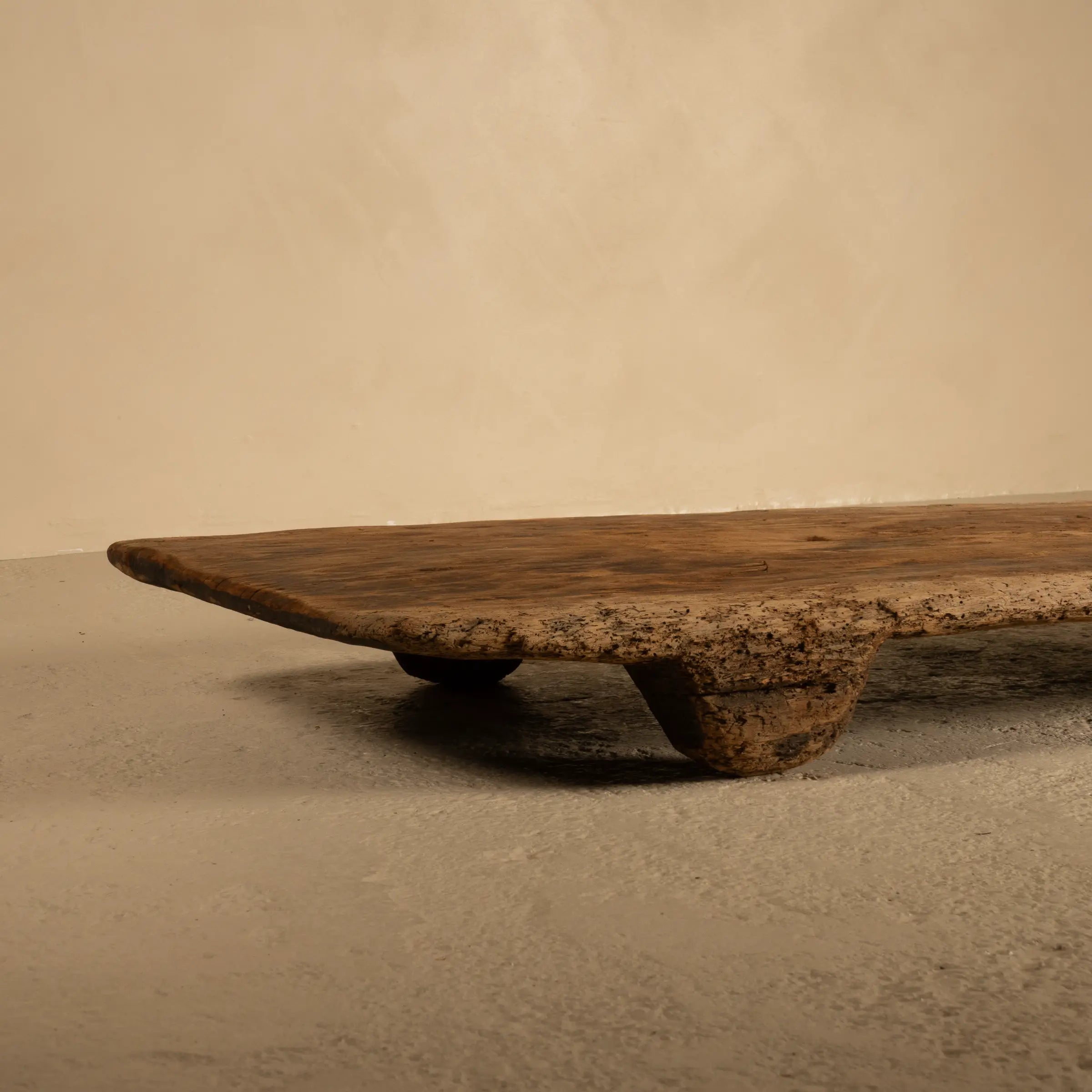 Angami - Authentique table Naga ancienne n°2