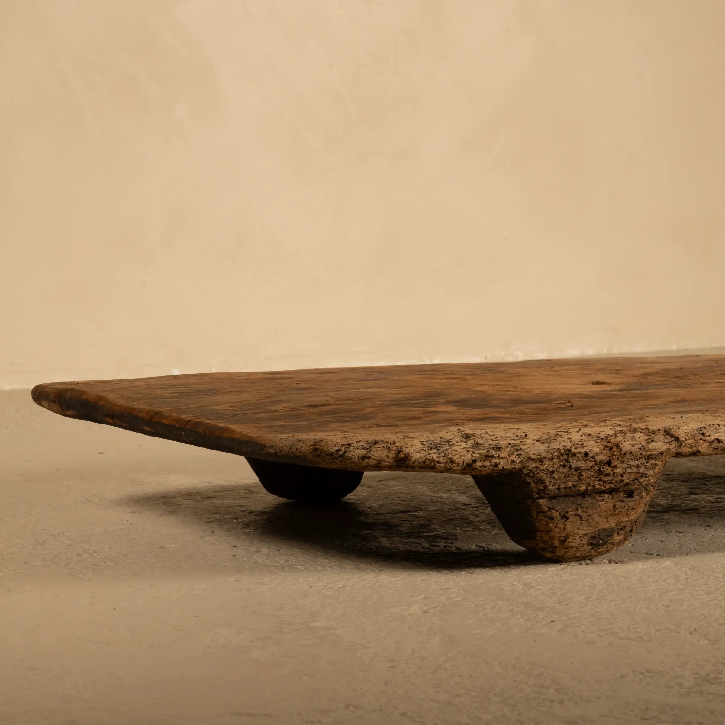 Angami - Authentique table Naga ancienne n°2