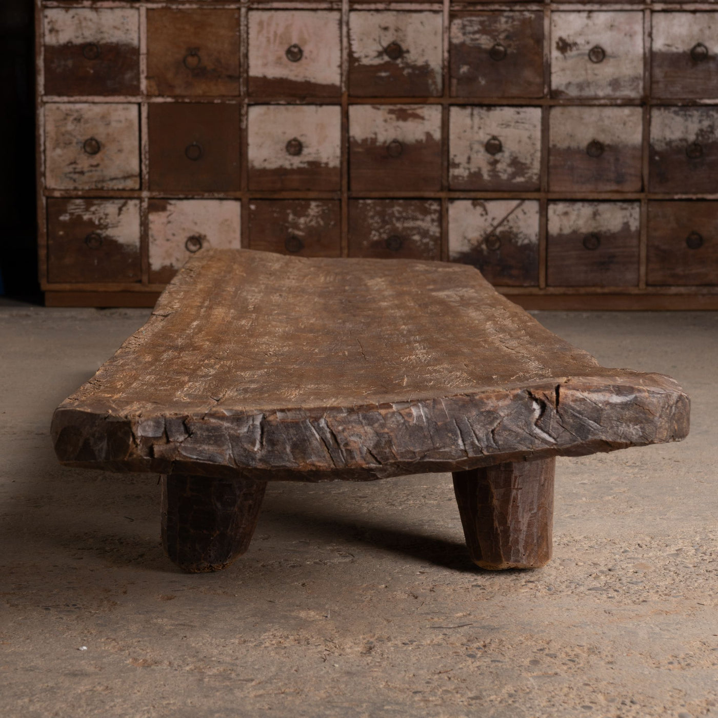 Angami - Authentic Old Naga Table N ° 16