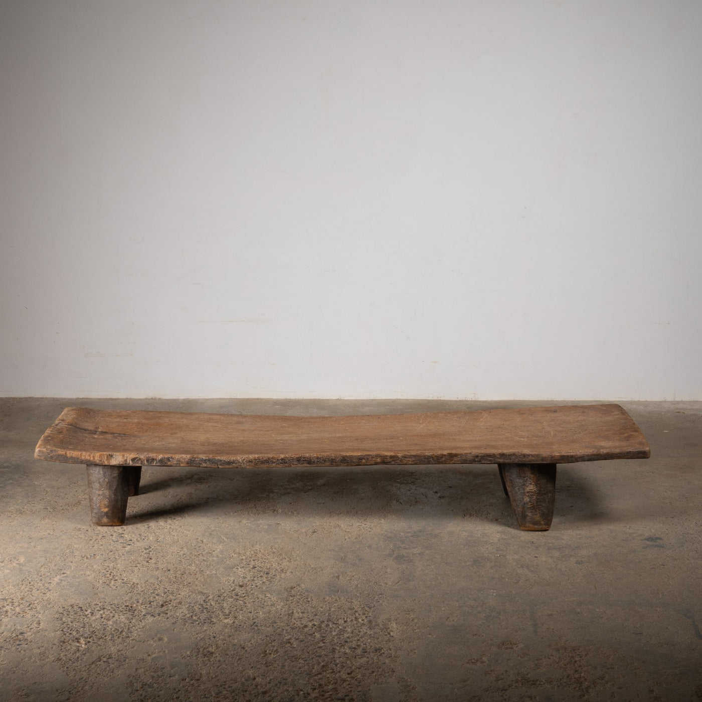 Angami - Authentic old naga table n ° 17