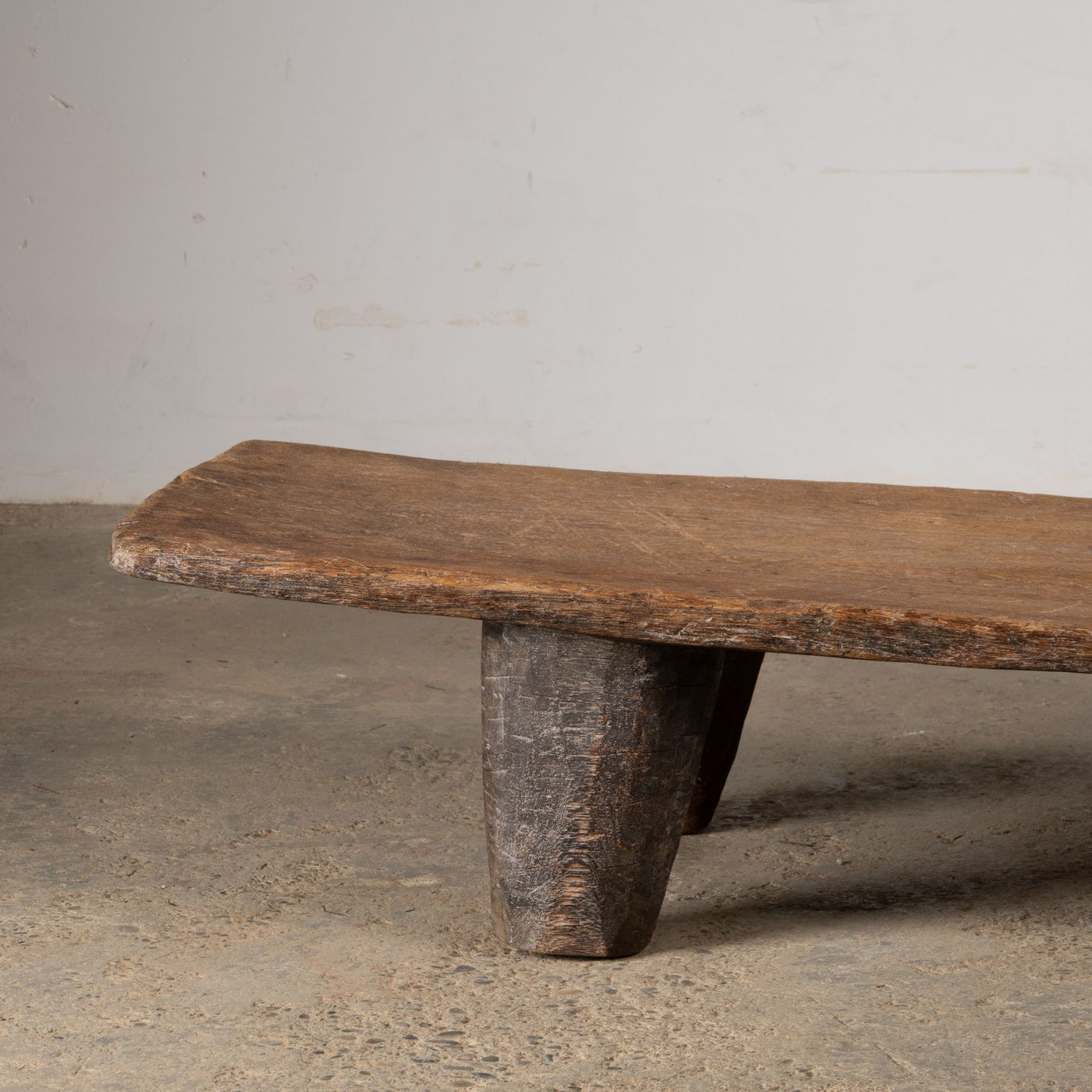 Angami - Authentic old naga table n ° 17