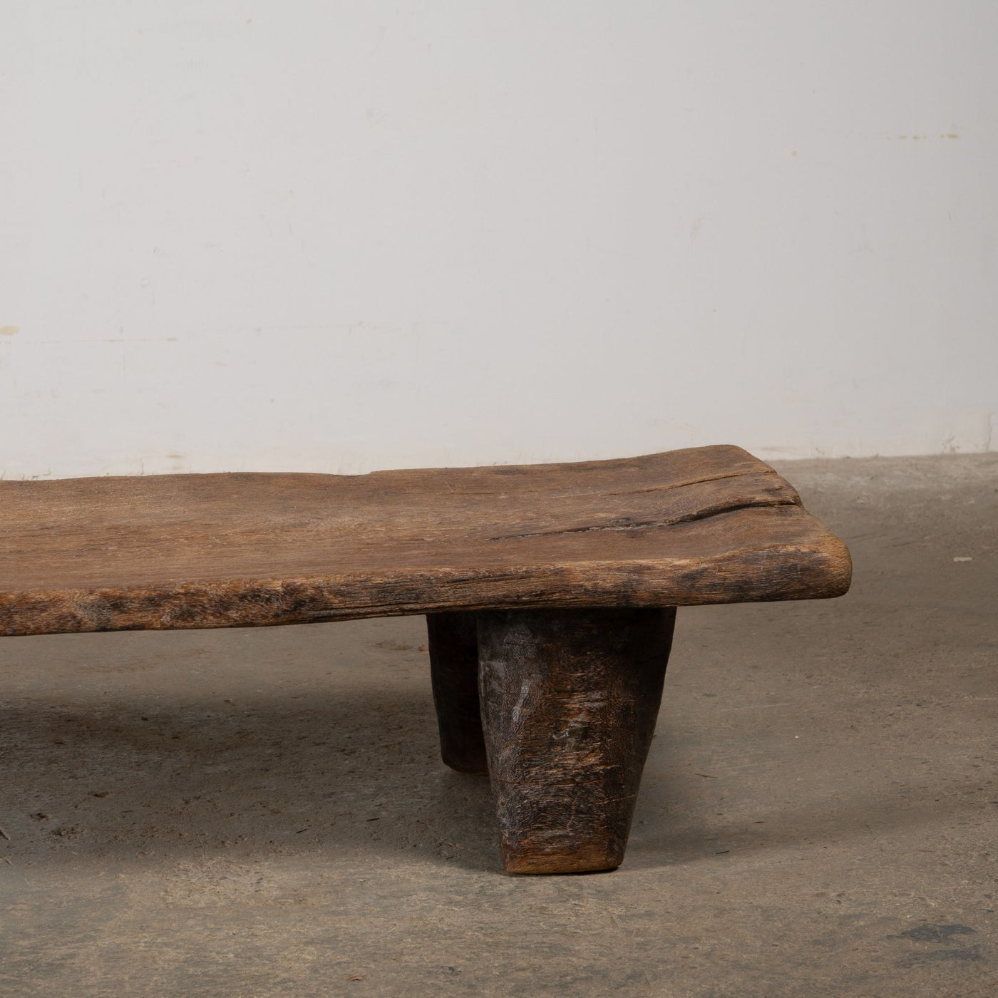 Angami - Authentic old naga table n ° 17