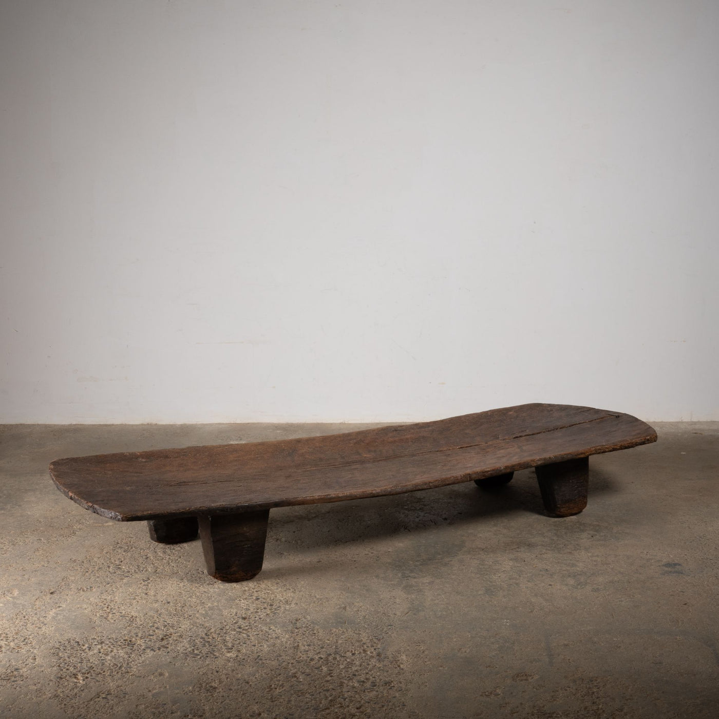 Angami - Authentic old naga table n ° 18