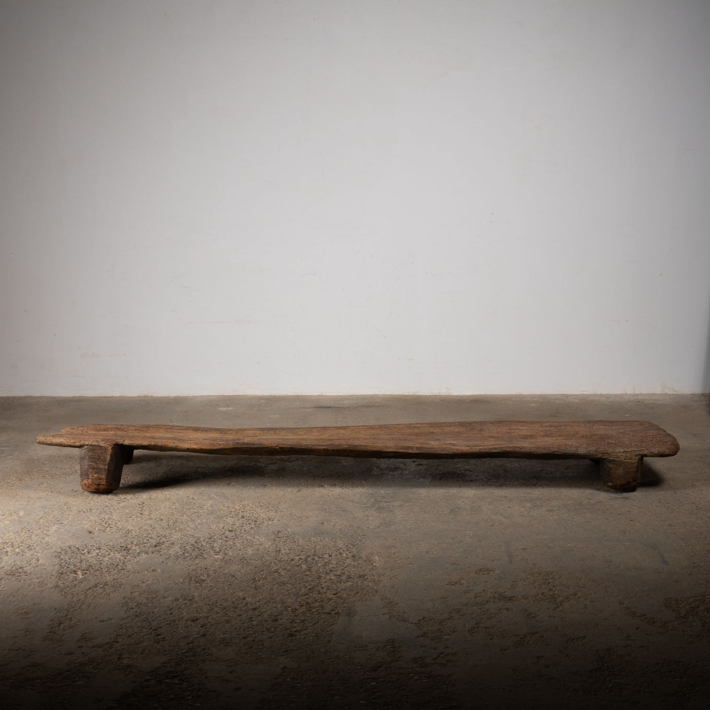 Angami - Authentic Old Naga Table N ° 19