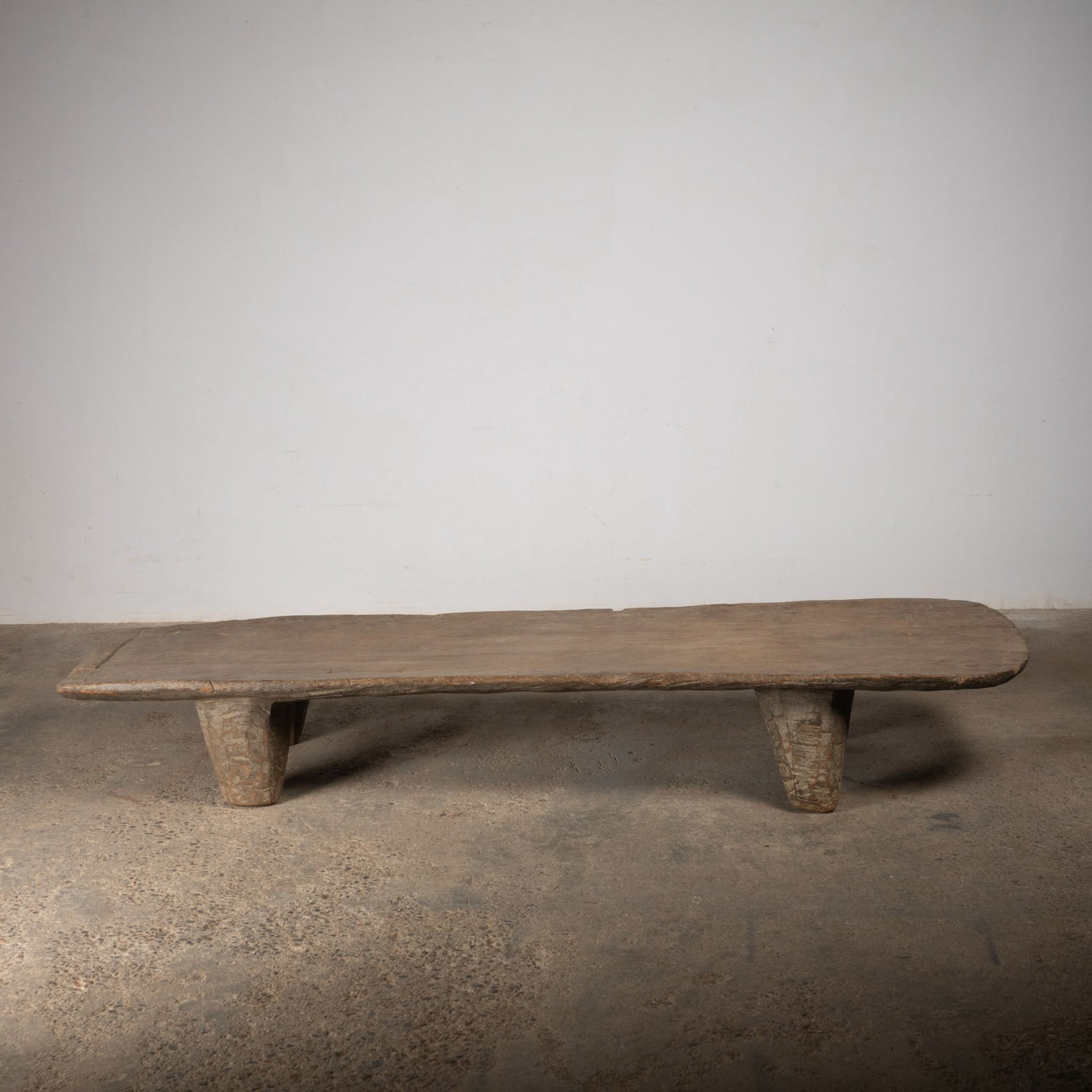 Angami - Authentic old naga table n ° 21