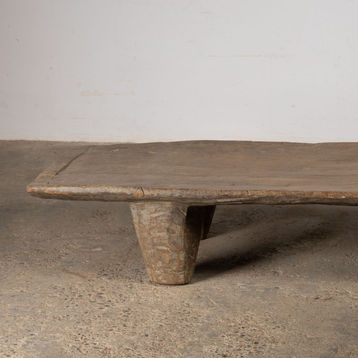 Angami - Authentic old naga table n ° 21