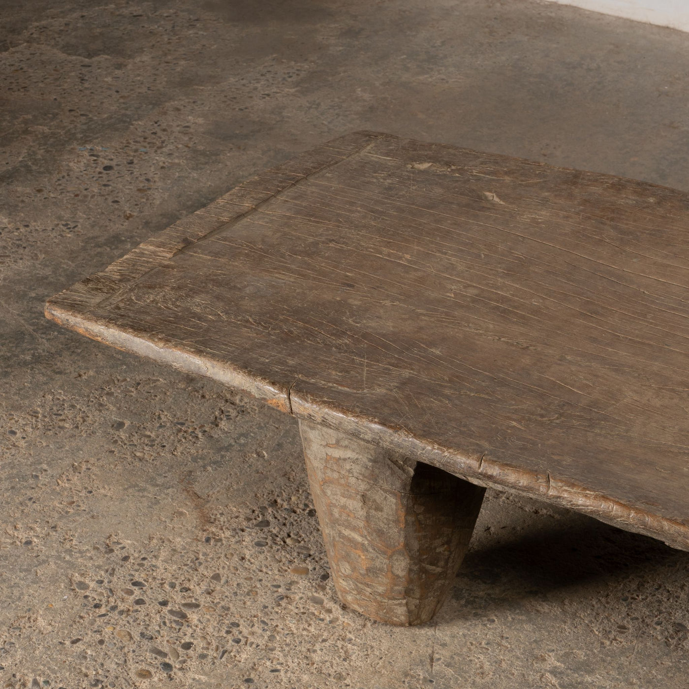 Angami - Authentic old naga table n ° 21