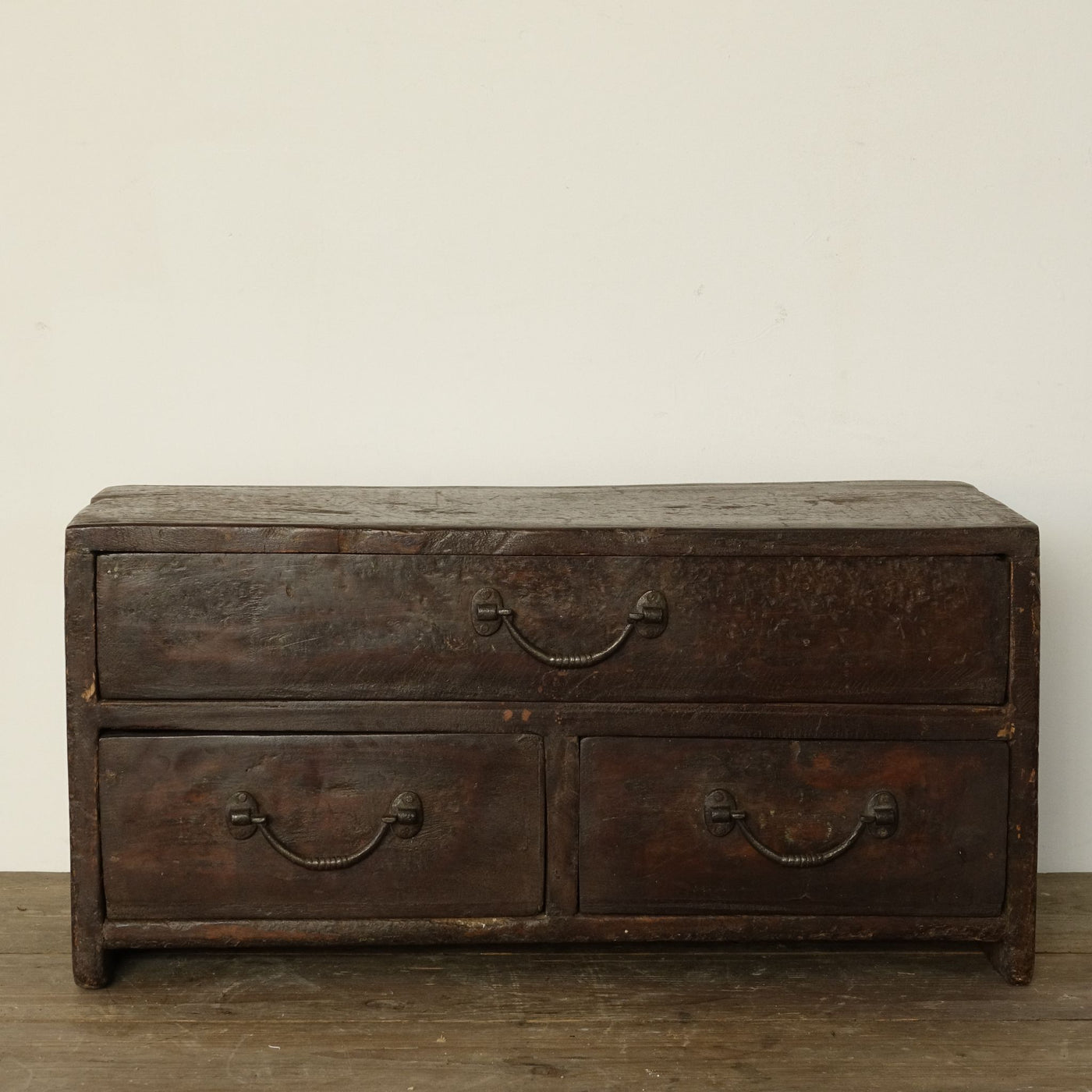 Tenali - Bedside table with drawers n ° 6