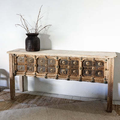 Dhaneriya - Sculpted wood console