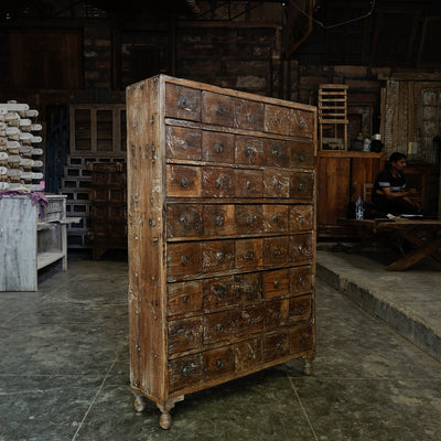 Angoothi ​​- Professor furniture with drawers