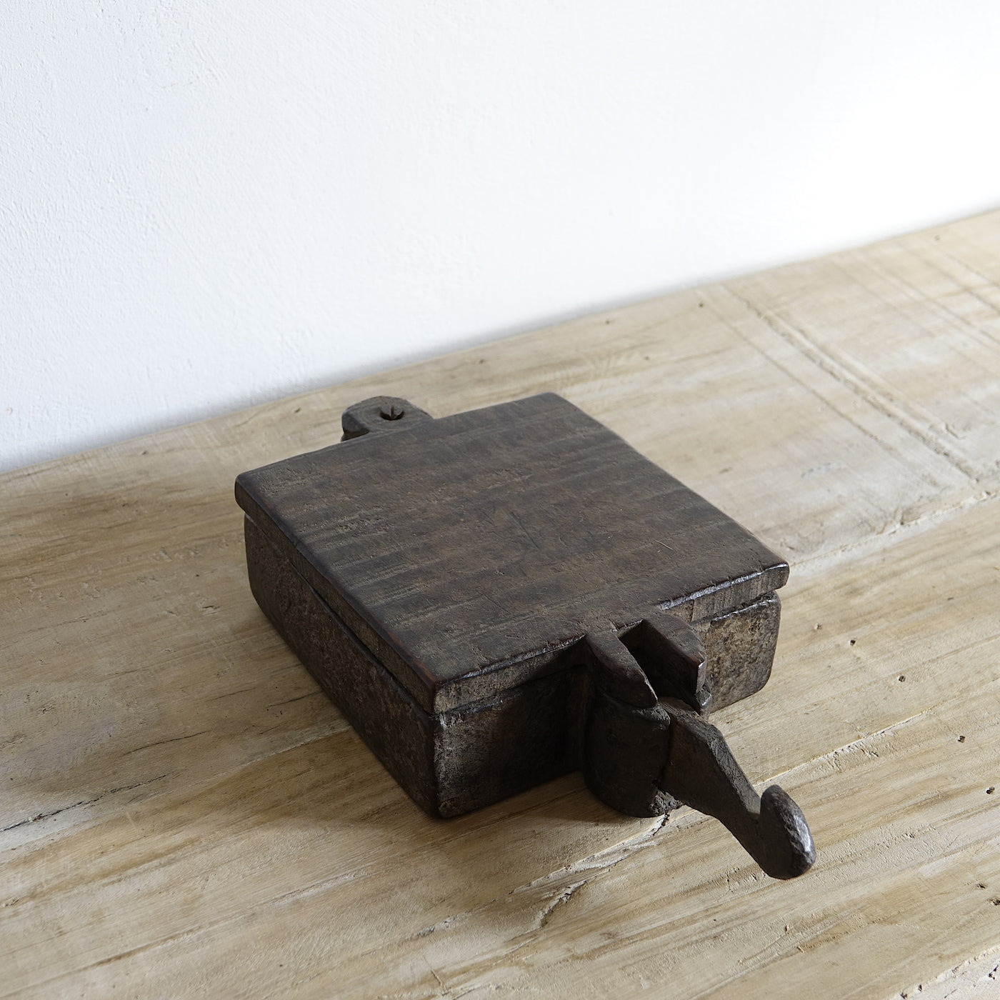Sindoor - Wooden Tikka Box N ° 6