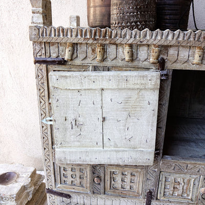 Old Damchiya - Carved Indian furniture n°26